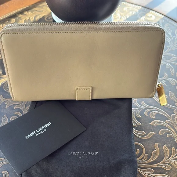 Saint Laurent Beige Leather ‘Y’ Zip-Around Continental Wallet Full Inclusion